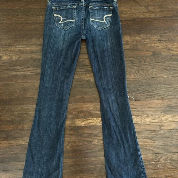 American Eagle Outfitters Dark Blue Flare Jeans - Picture 2 of 3